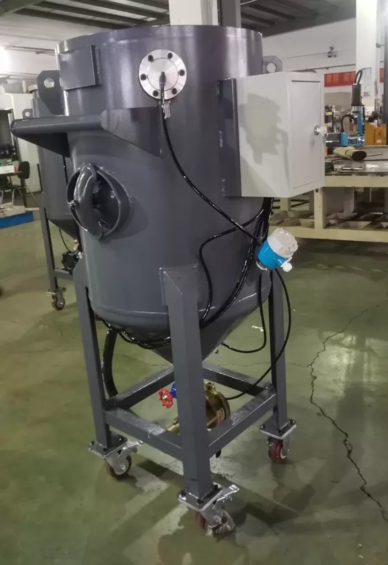 移动式自动喷砂罐ZC-ZDPSG-300L